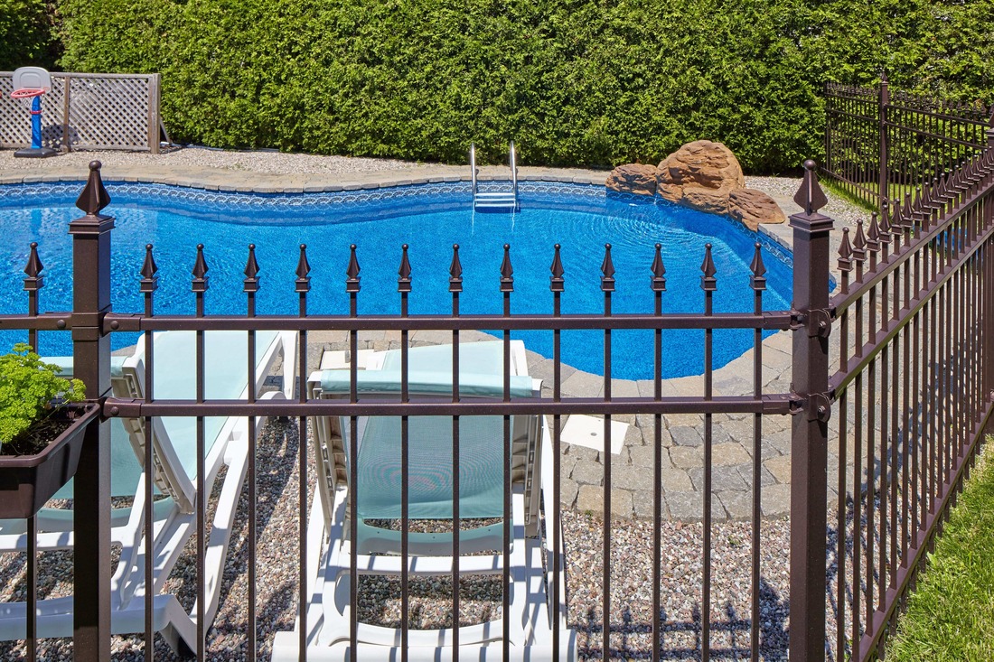 swimming pool fence in Keaau